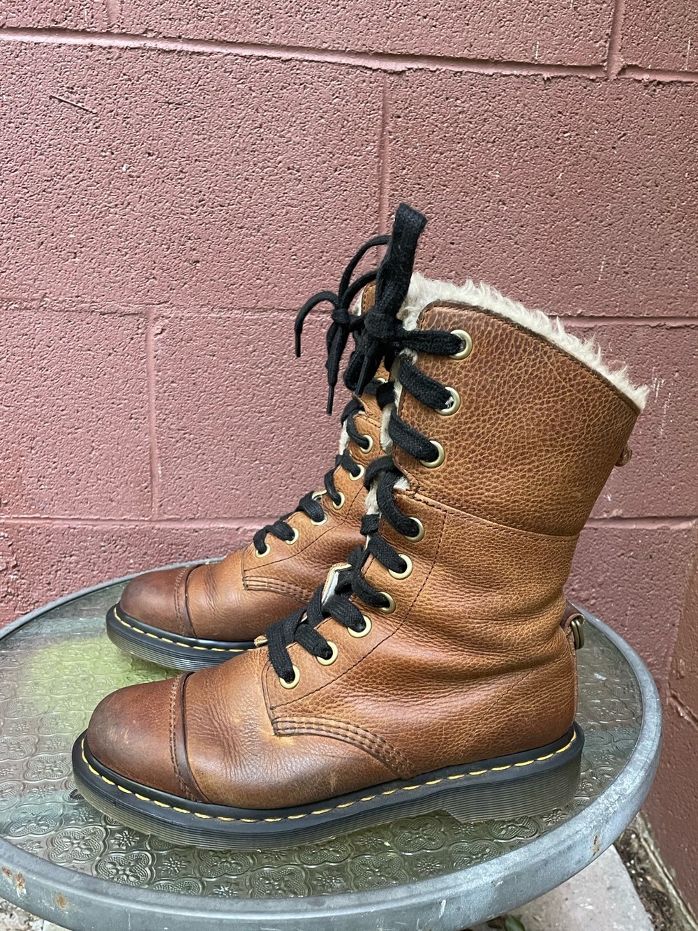 Dr Martens Aimilita Grizzly Fur Lined Boots Size 9